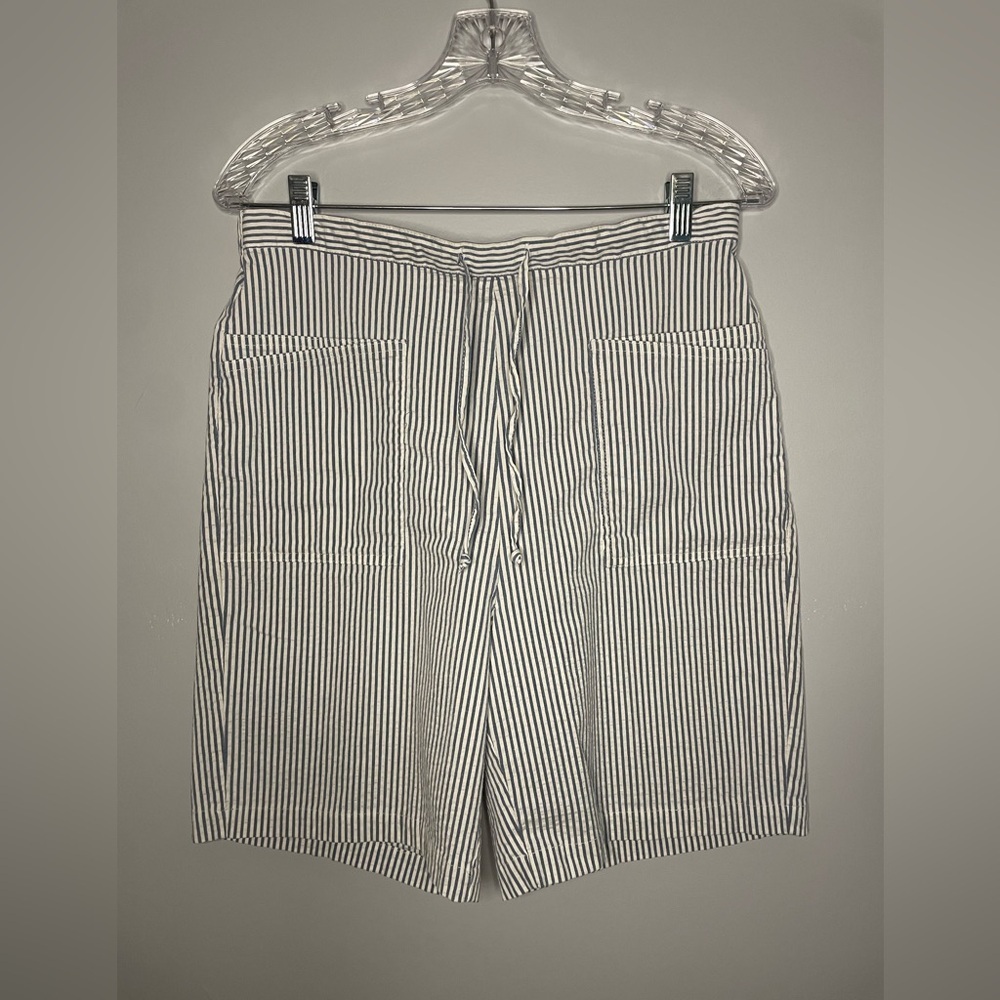 Denim & Co Vintage Blue White Stripe Shorts 4 Pockets Elastic Waist 7" Inseam - Picture 5 of 16